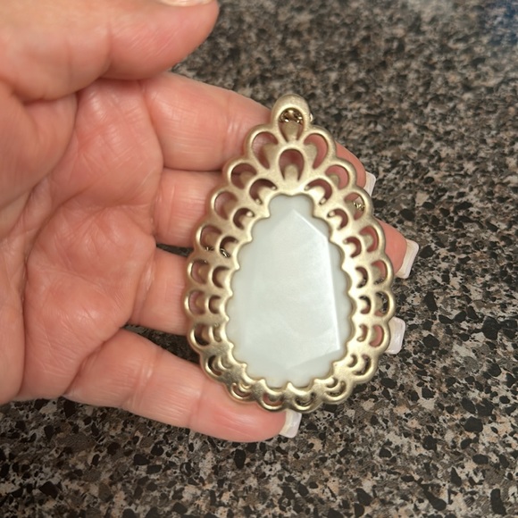 Kendra Scott Nelly - Picture 4 of 6